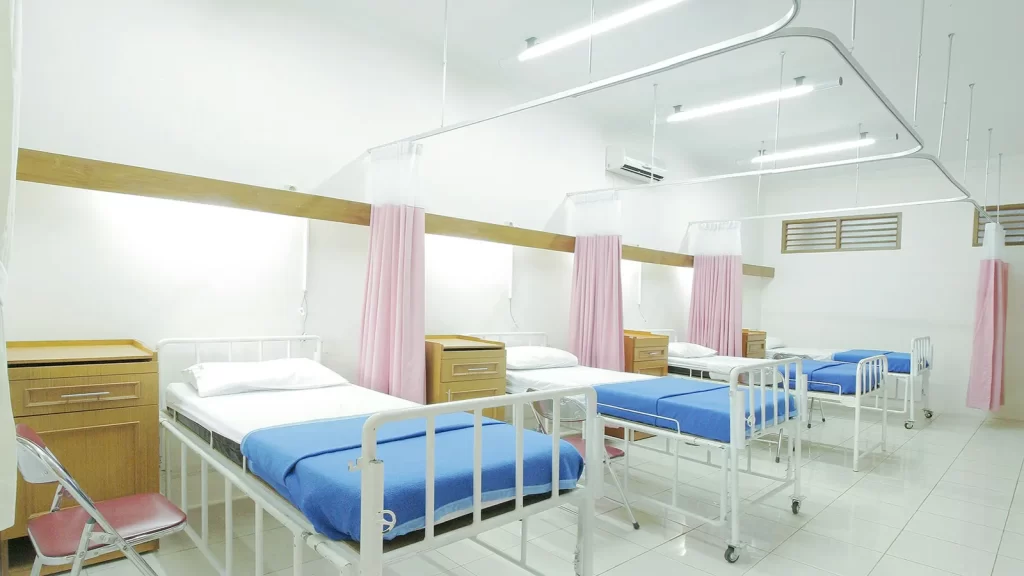 Sala de hospitalización limpia para prevenir infecciones nosocomiales
